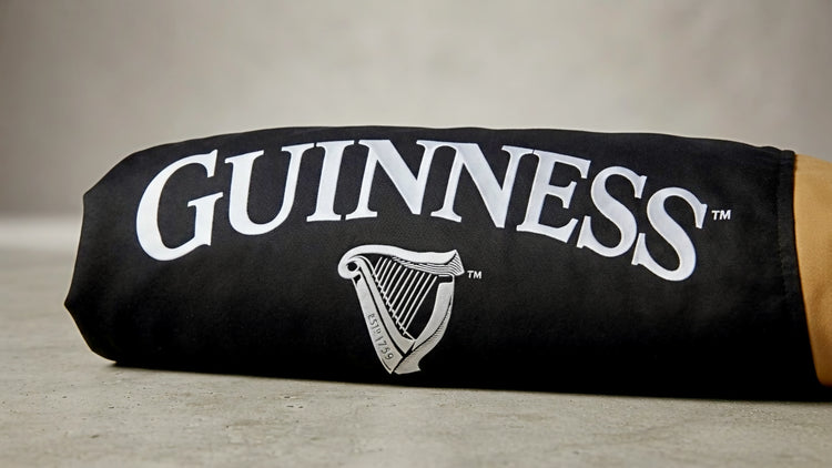 BLACK GOLD GUINNESS AMERICAN FOOTBALL TOP