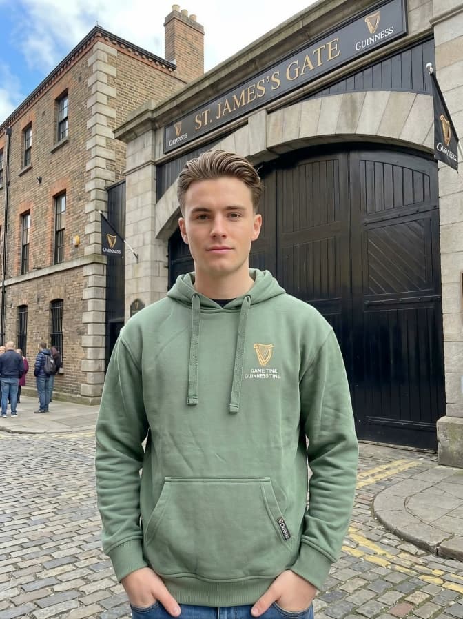 BOTLE TOP GUINNESS FOOTBALL HOODIE