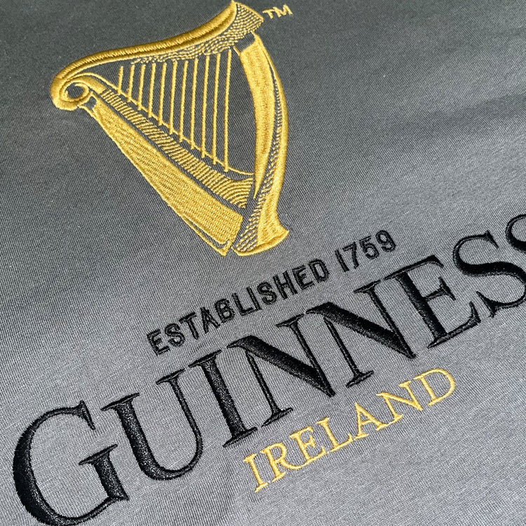 GUINNESS EMBLEM HARP MENS T-SHIRT (PEWTER)